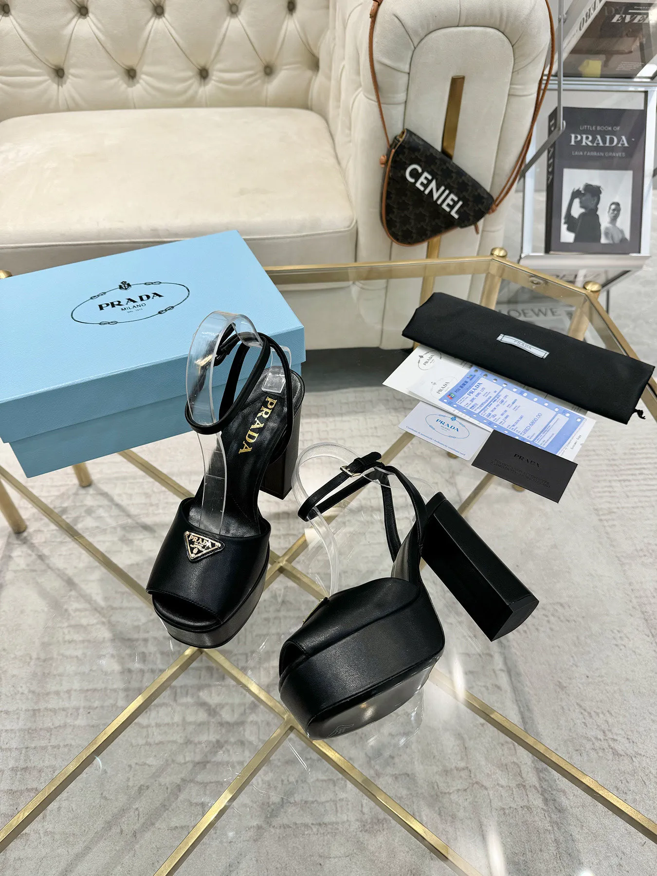 👟👟Ex-factory price 600👟👟 (imitation leather bottom-20) New arrival 👉Ready stock👈Remove the original board and make a 1:1 replica‼ ️The highest version ✅ Prada's early spring catwalk hot style 😘The latest spring style Thick heel square toe water platform series (genuine leather outsole) (simulated leather sole) A must-have for goddesses The upper and the feet are super beautiful 👉The upper is made of imported original calfskin, soft and textured, lining + foot pads, imported sheepskin lining, breathable and comfortable, private model water platform, heel, water platform 4M, heel height 13M Code number 35M-39M (34 40 41 42 customized, non-refundable and non-exchangeable)